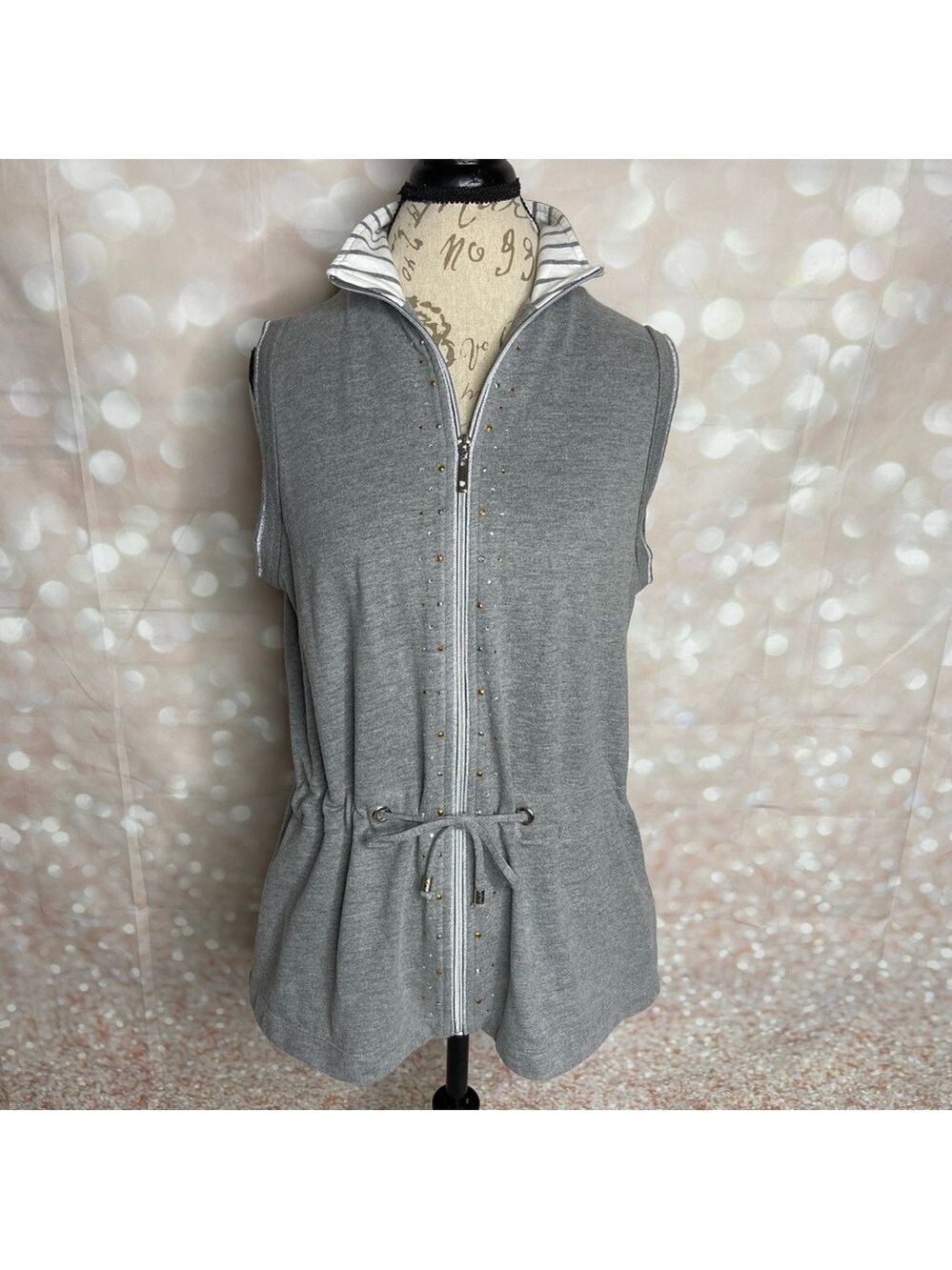 Cali and York Elegant Gray Sleeveless Hoodie with Zip-Up Front Large